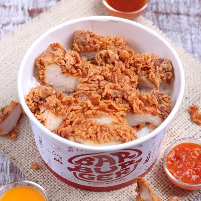 Crispy Chicken Fillet Ricebowl restoran burger jakarta enak halal murah barburger by barapi chicken nugget